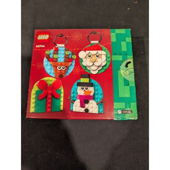LEGO Christmas Ornament Selection 40744 (153 pcs) – New/Sealed Box (Shelf Wear) - Picture 1 of 6